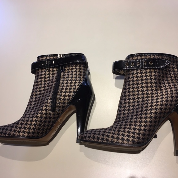 Moschino Cheap&Chic ankle boots size 6 Eu size 36 - Picture 3 of 6
